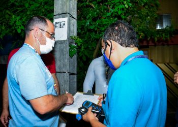 Prefeitura fiscaliza eficiência da iluminação a LED recém-instalada nas vias de Manaus