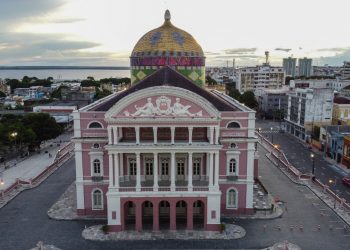 Teatro Amazonas tem horário diferenciado para visitação turística no mês de maio