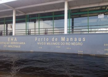 Prefeito David Almeida decreta situação de emergência devido a cheia em Manaus