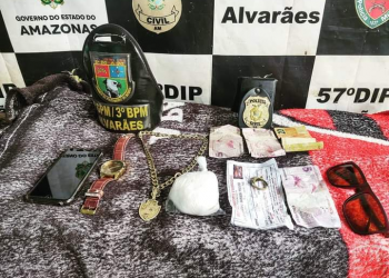 Em Alvarães, Polícia Militar em ação conjunta detém um homem por tráfico de drogas