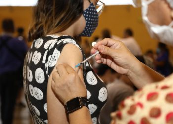 Manaus ultrapassa a marca de 1 milhão de pessoas vacinadas com a primeira dose contra Covid.