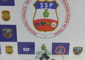 Policiais da Base Arpão prendem dupla com arma de fogo em zona rural de Coari