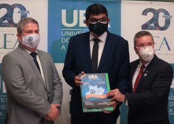 Legado de 20 anos da UEA para a cultura e educação superior do Amazonas é celebrado com arte