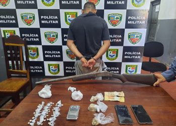 PM flagra casal suspeito de tráfico e portando arma de fogo
