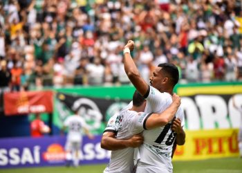 No reencontro com a torcida, Manaus empata diante do Ypiranga-RS pela Série C do Brasileirão
