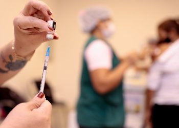 Megavacinação contra a Covid-19 será aberta em Manaus e em outras cinco capitais, neste sábado, 20
