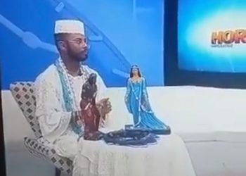 TV do Maranhão convida “Pai de Santo” para saber quem será o novo presidente e apresentador toma susto: “Bolsonaro de novo?”