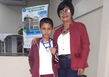 Alunos de Parintins são premiados na Olimpíada Brasileira de Matemática
