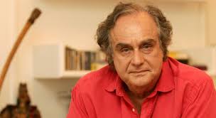 Morre Arnaldo Jabor, jornalista e cineasta do cinema novo, aos 81 anos