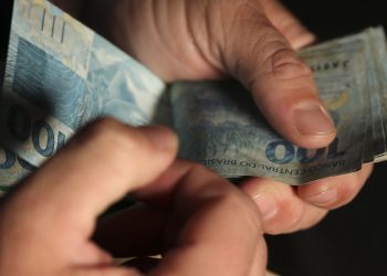 Caixa paga hoje Auxílio Brasil a beneficiários com NIS final 6