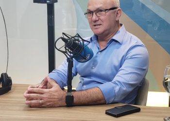 ”Bolsonaro vai repassar ao Estado e municípios do AM mais de 100 milhões de bônus do leilão do pré-sal”, afirma Menezes