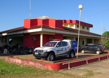 Em Itacoatiara, PC-AM prende dupla por roubo majorado em concurso de uso de arma de fogo