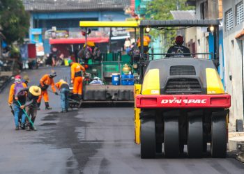 Prefeitura de Manaus beneficia novas ruas do bairro São José com o programa ‘Asfalta Manaus’