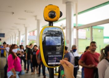 Usuários de transporte coletivo poderão pagar passagem via telefone celular
