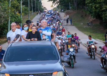 Segundo dia de viagem ao Purus, Menezes e comitiva visitam Pauni, Canutama e Lábrea