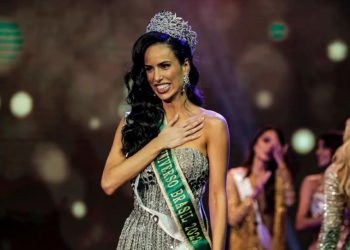 Quem é Mia Mamede, a nova Miss Universo Brasil