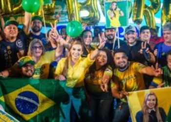 Débora Menezes lança candidatura nesta segunda-feira no Copacabana