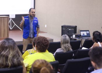 Prefeitura de Manaus promove oficina de prevenção ao suicídio voltada para gestores da assistência social e OSCs