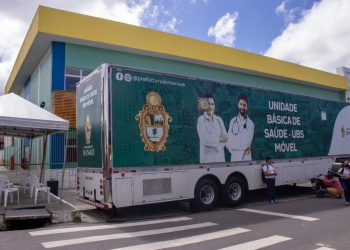 UBS Móvel da prefeitura inicia atendimentos na comunidade Fazendinha, zona Norte de Manaus