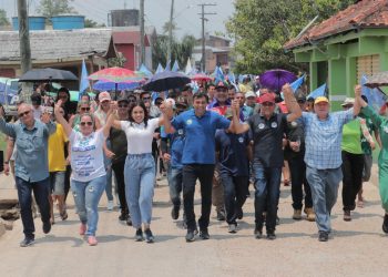 Coronel Menezes intensifica viagem ao interior acompanhado do governador Wilson Lima