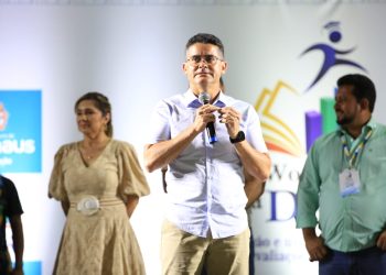 Prefeito David Almeida reafirma compromisso de transformar a educação de Manaus em referência no país