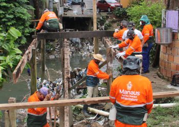Prefeitura de Manaus conclui obra de uma nova ponte no conjunto Promorar Dom Bosco na zona Oeste