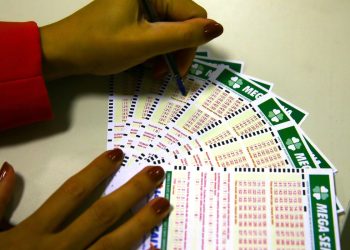 Mega-Sena deste sábado deve pagar prêmio de R$ 100 milhões