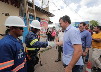 Manacapuru é a 25ª cidade do interior a ter 100% de iluminação pública de LED, garante governador Wilson Lima
