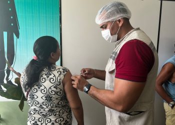 Amazonas divulga boletim da Covid-19 e vacinação neste domingo