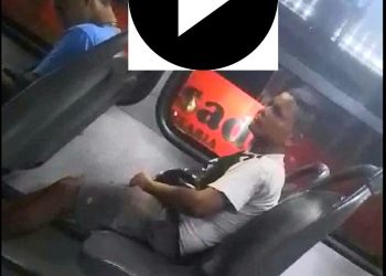 Tarado é filmado se Masturbando dentro da linha 640 na Zona Leste de Manaus