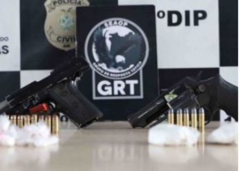 Homem  é preso com drogas e duas armas de fogo pela SSP-AM no bairro Compensa