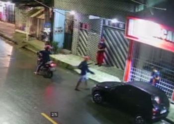 Vídeo: câmera de segurança registra assalto na zona leste de Manaus