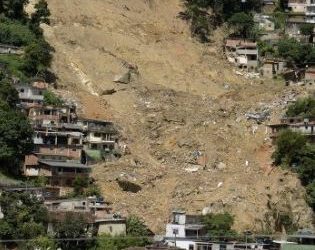 Quase 4 milhões de pessoas vivem em áreas de risco no Brasil