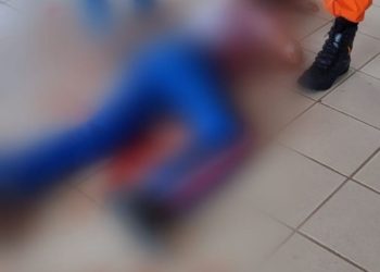 Estudante de 10 anos fica ferido ao cair do 1º andar de escola