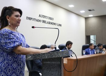 Médica Socorro Sampaio toma posse como diretora-presidente do Hemoam