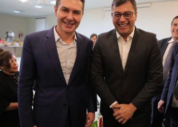Em encontro com ministro das Cidades, Wilson Lima diz que política de habitação deve contemplar serviços públicos