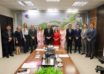 SSP-AM participa da assinatura do termo de cooperação técnica da ouvidoria da mulher no TRE-AM