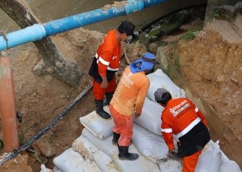 Prefeitura de Manaus realiza contenção de rip-rap em ponte na avenida Doutor Theomario Pinto da Costa