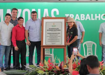 Wilson Lima entrega Ramal das Flores pavimentado e melhora escoamento da produção