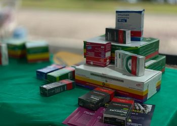 Risco de automedicação: Saúde do Amazonas encerra campanha alertando para cuidados com medicamentos em ação na Ponta Negra