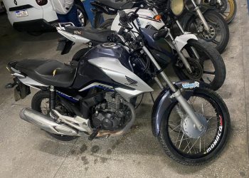Detran-AM recupera motocicleta furtada durante fiscalização na zona norte de Manaus