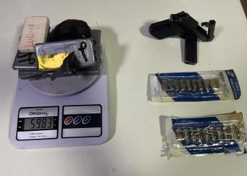 Base Arpão: Dupla é presa com armas de fogo e cerca 6kg de ouro ilegal durante revista em embarcação