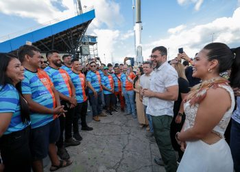 Wilson Lima destaca sucesso de mais um festival de Parintins e anuncia estudo para ampliar o Bumbódromo