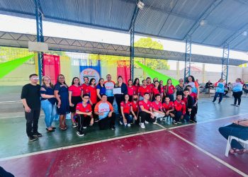 Escolas estaduais de Manacapuru realizam cerimônia que marca o início das pesquisas do Programa Ciência na Escola 2023