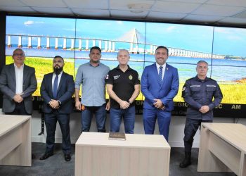 Secretário de Estado de Segurança Pública, general Carlos Alberto Mansur participa de reunião com a PF, PRF, PMAM, PC-AM e Seap