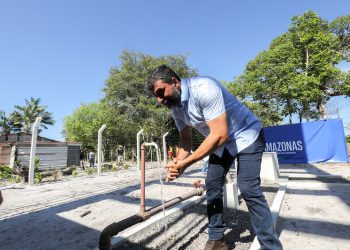 Wilson Lima inaugura loteamento habitacional e sistema de abastecimento de água em Maués