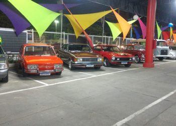 Detran Amazonas: Na Semana Nacional do Trânsito, Posto de Vistoria recebe exposição de carros antigos