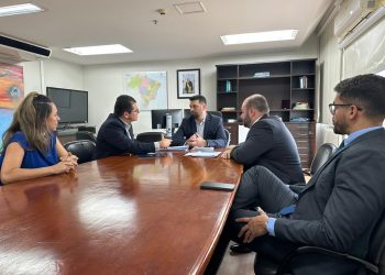 Governo do Amazonas busca apoio do Ministério das Cidades para o saneamento básico no interior