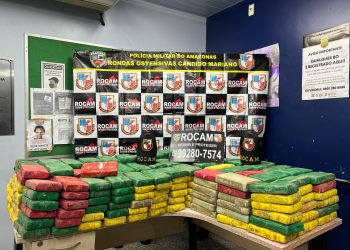 PMAM apreende cerca de 285 quilos de cocaína e efetua a prisão de um homem em Manaus