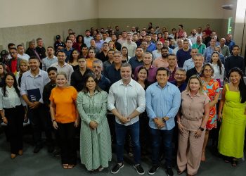 Detran Amazonas empossa 80 novos servidores aprovados em concurso público